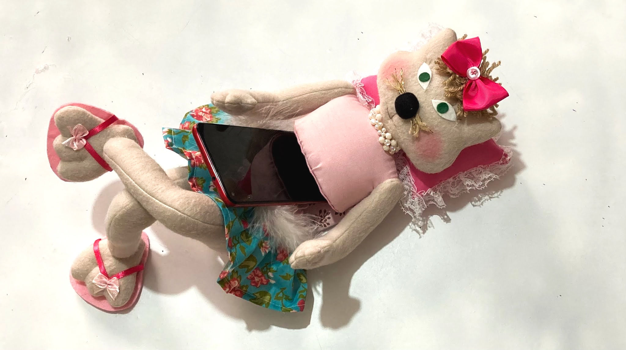 Projeto gatinha porta celular