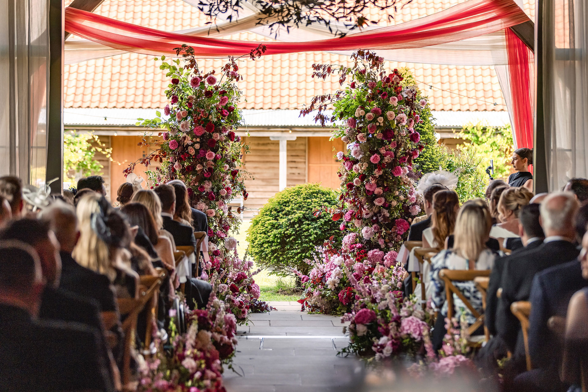 wedding at wildness reserve, floral sisters flowers