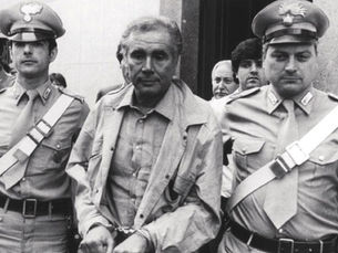 La macchina della giustizia sembra avere una bella carrozzeria ma monta un vecchio motore diesel ...