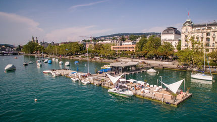 Wo Wissen und Chancen fliessen: Kuratierter Sommerabend am Lago Zürich mit Isatu S. Barrie