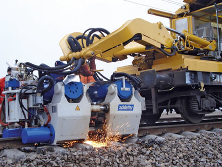 Flash‑Butt vs Thermite Welding: Strength, Speed & Suitability in Rail Engineering