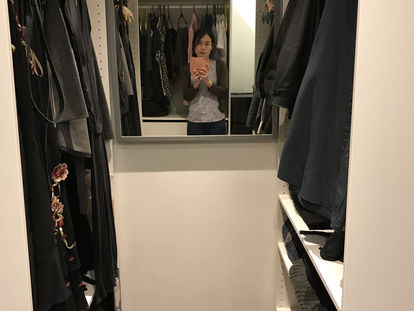 Walk in wardrobe 2