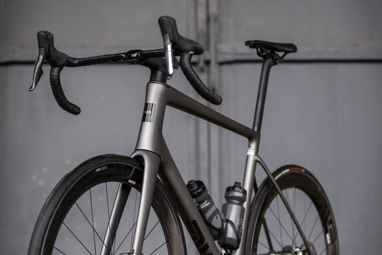 Enve Melee - Bicycle Cafe
