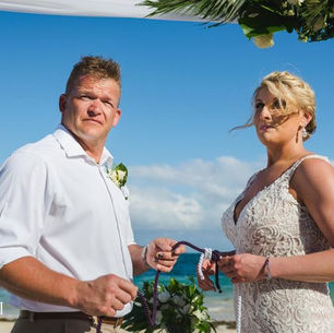 3 Memorable Unity Ceremony Ideas