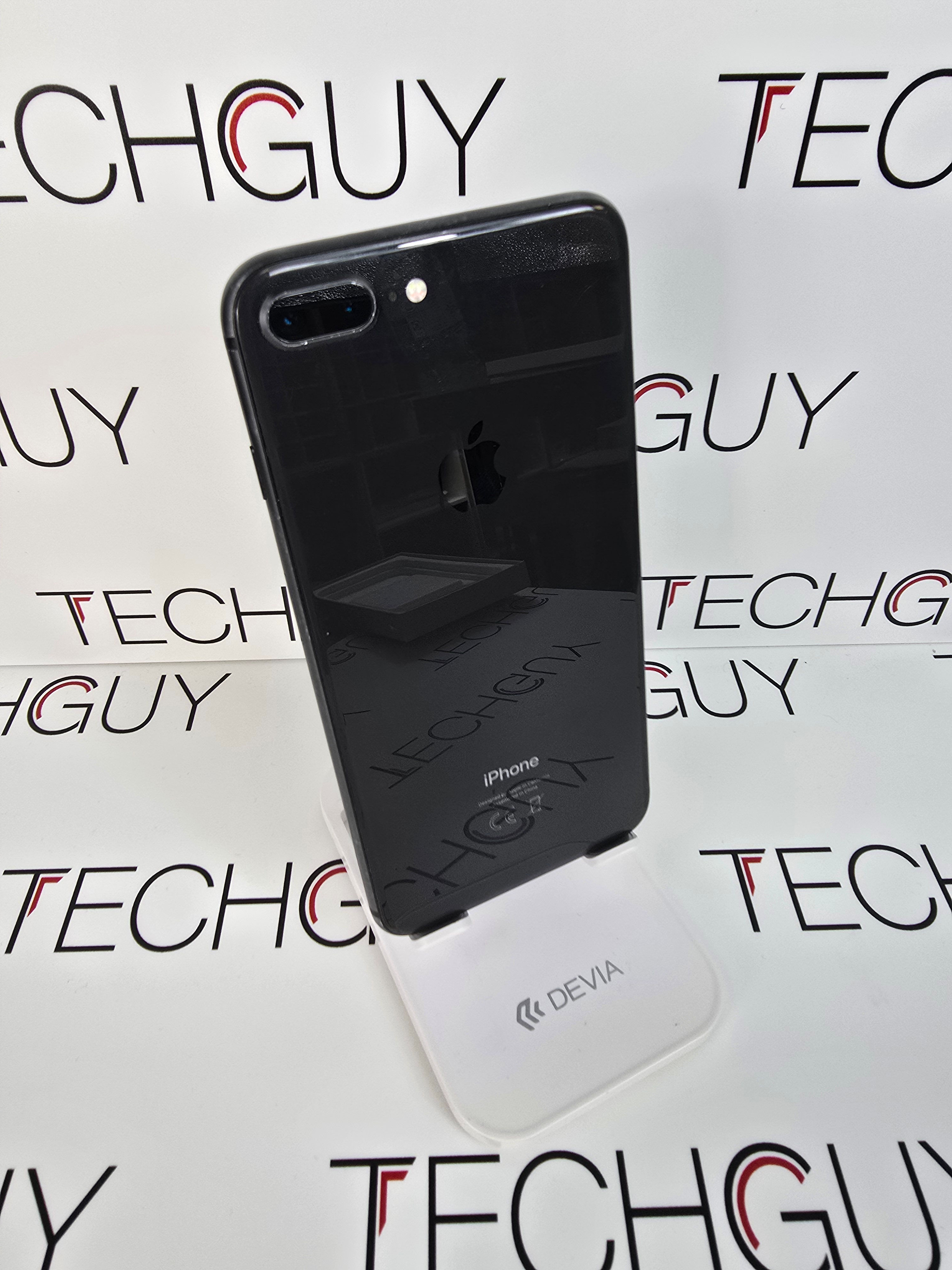 Apple iPhone 8 Plus - 64GB - Graphite - 2237 Cracked Button