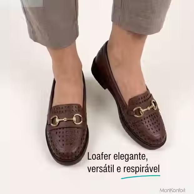 O mocassim feminino Ultracomfy Modare Brisa Café possui design loafer ideal para uso no ambiente profissional ou casual.