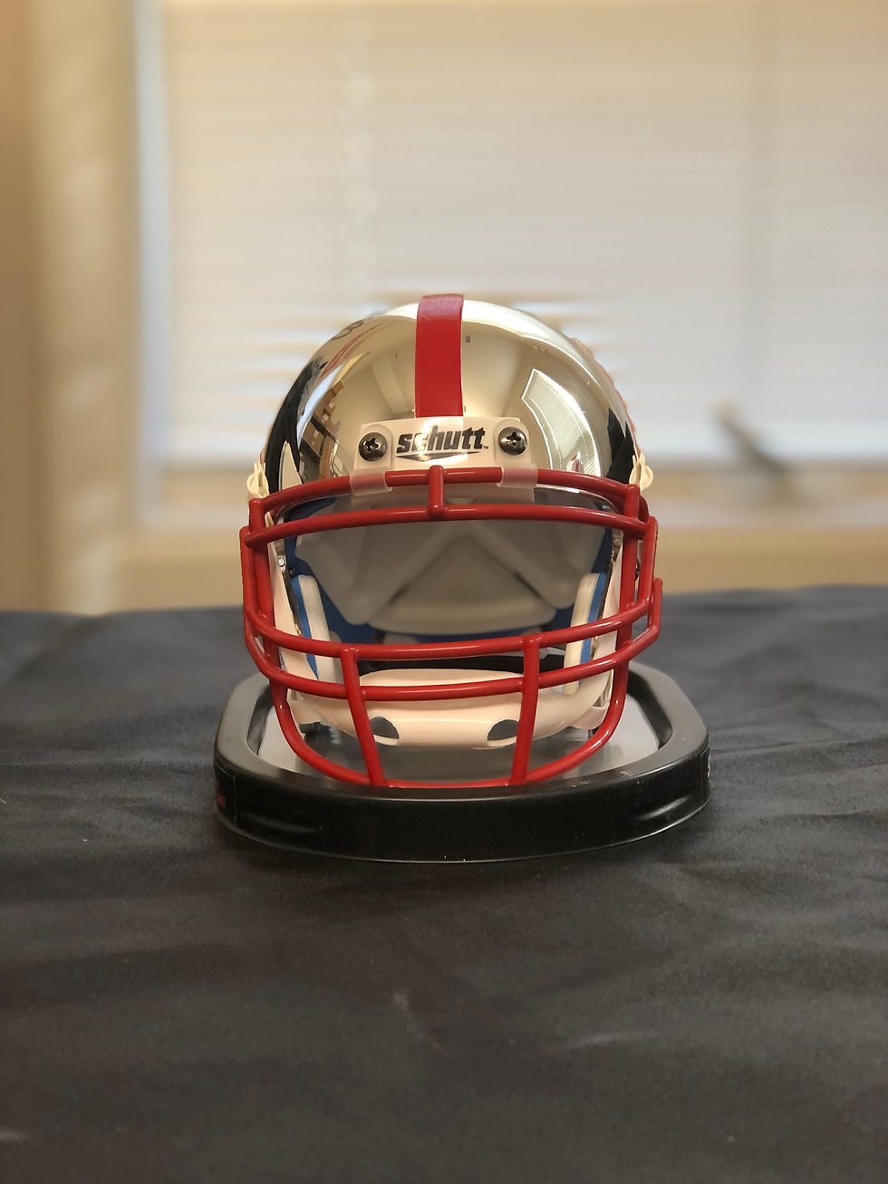 Thumbnail: Quincy Enunwa Autographed Alternate Mini Helmet