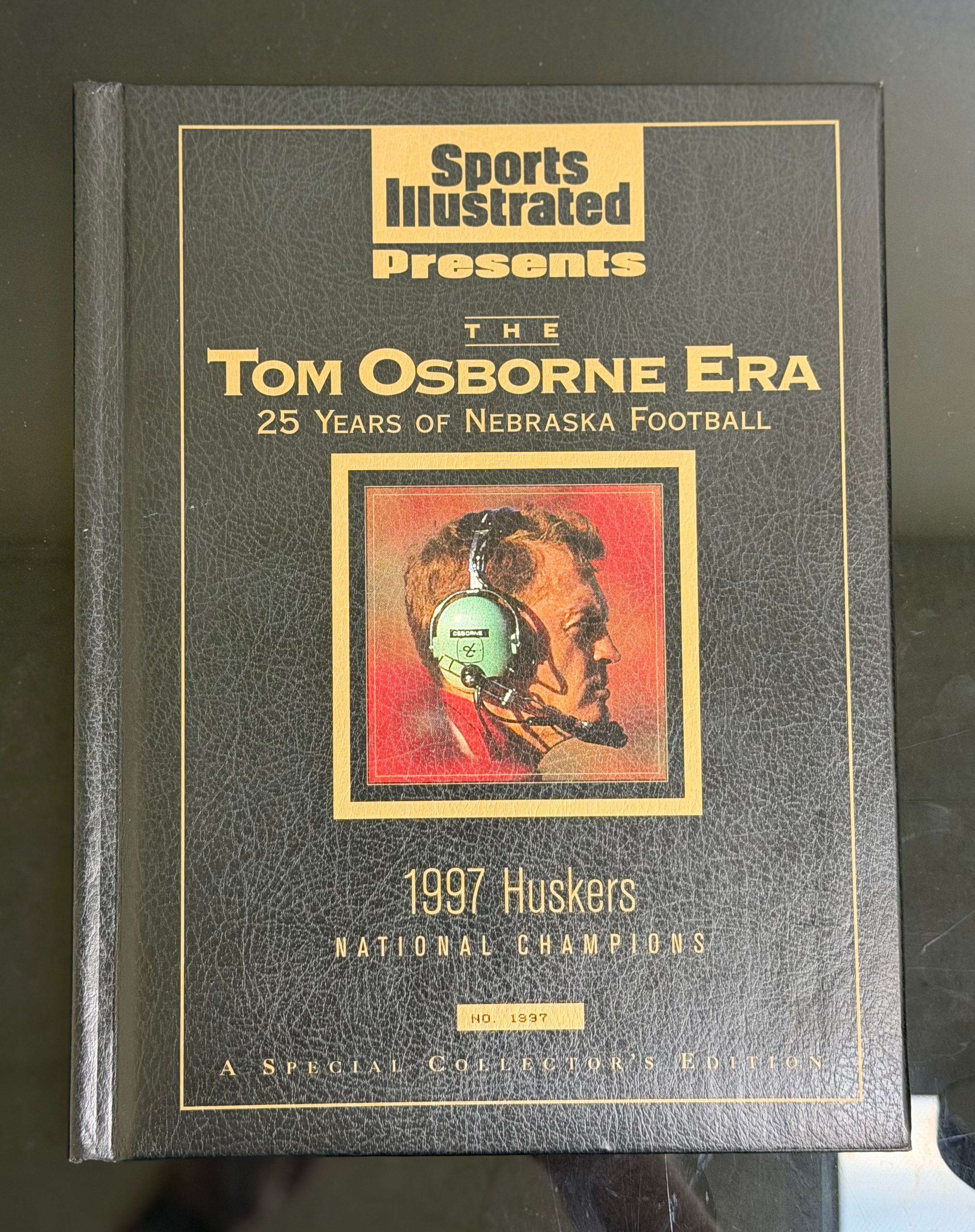 1997 Sports Illustrated Tom Osborne Huskers Collectors Edition Serial # 1997