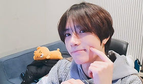 BEOMGYU%20FRIDAY_edited.jpg