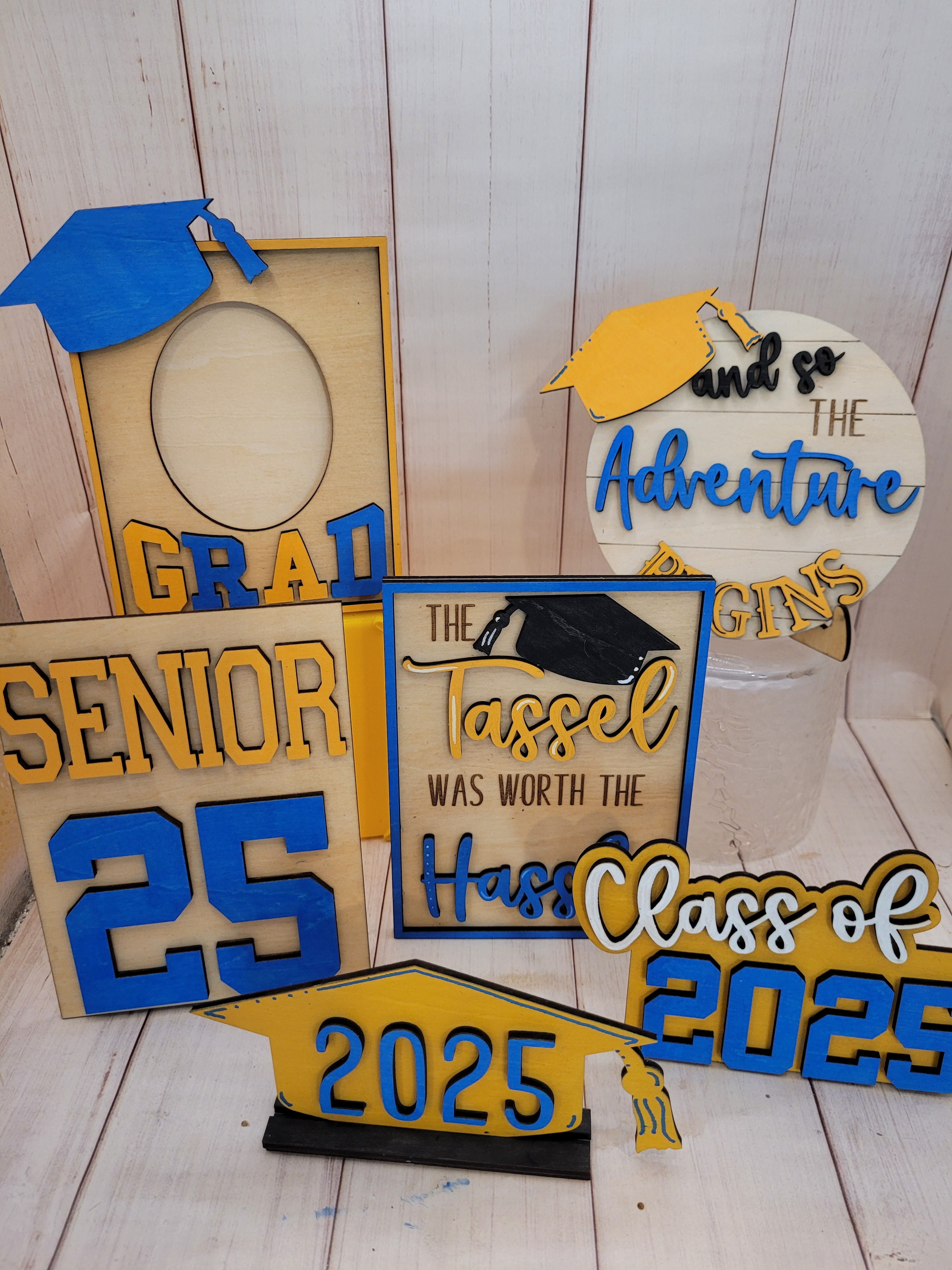 Graduation party decor