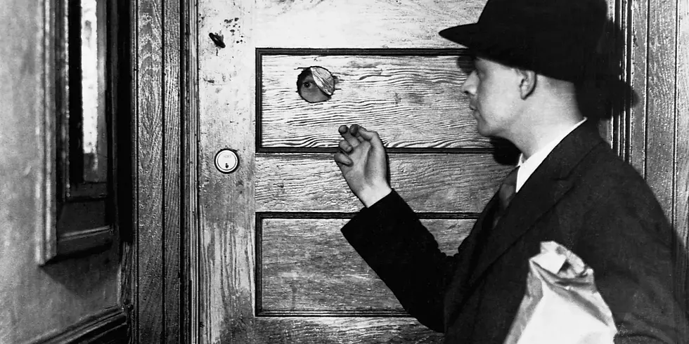 Image Source: https://www.history.com/news/bootlegging-photos-prohibition-1920s