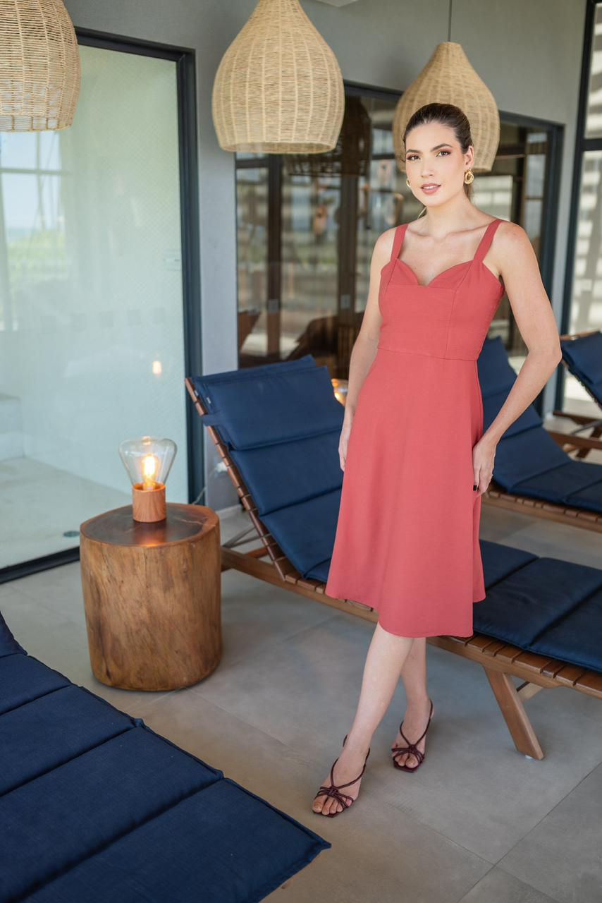 Miniatura: VESTIDO MIDI DECOTE CORAÇÃO