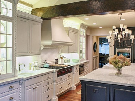 Custom Kitchen Cabinets