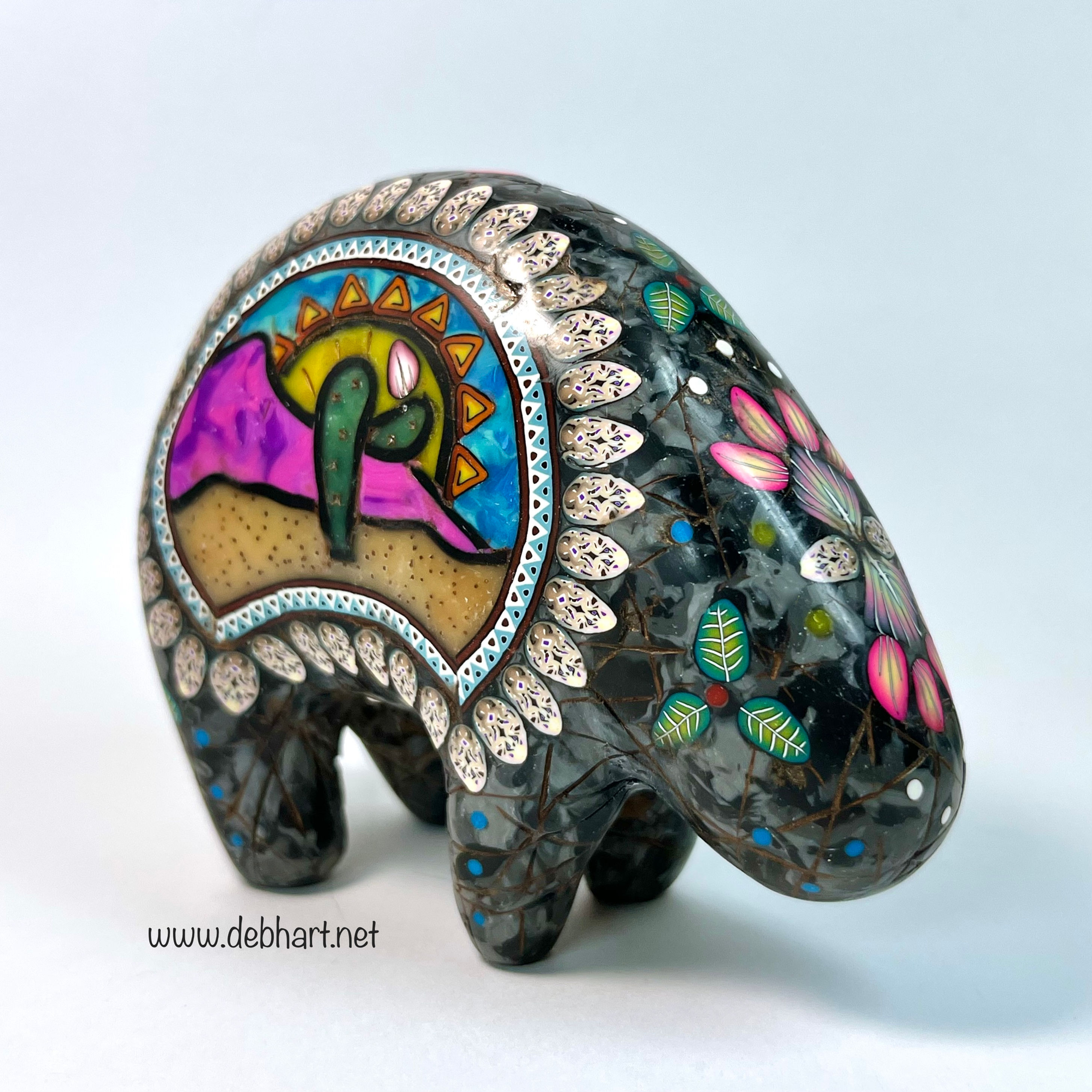 Small Scenic Bear - Black Marble