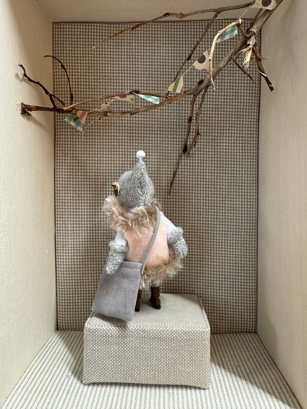 Thumbnail: Needle felted mouse in gilet  