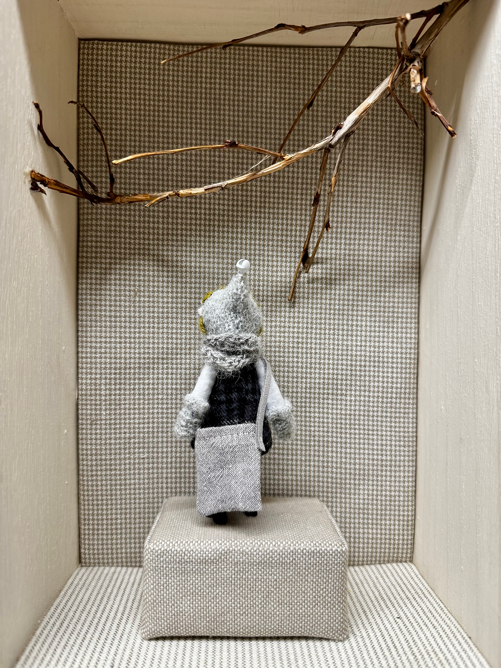 Thumbnail: Needle felted mouse in embroidered hat. 