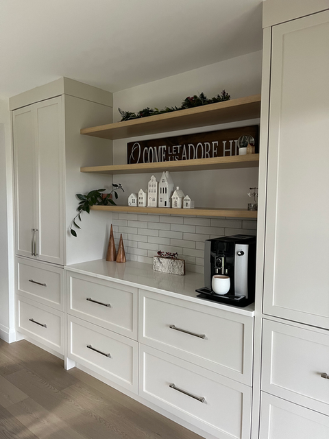 Custom Kitchen Cabinetry