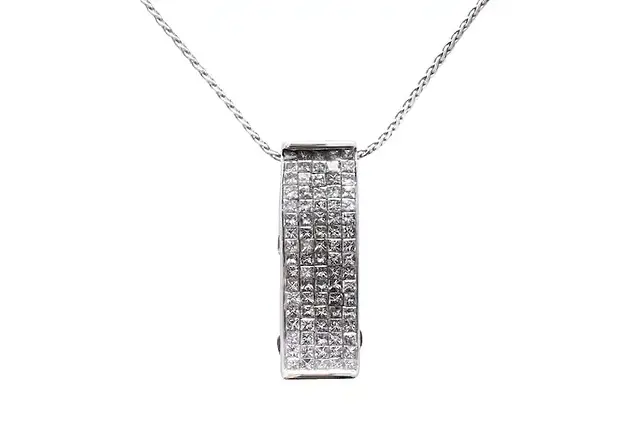 estate pendant