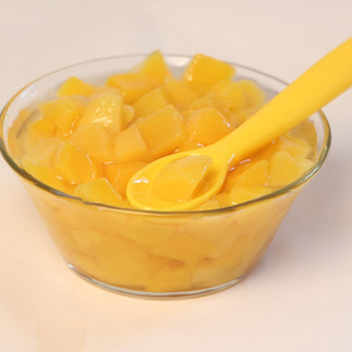 Tabakta ev yapımı mango reçeli.