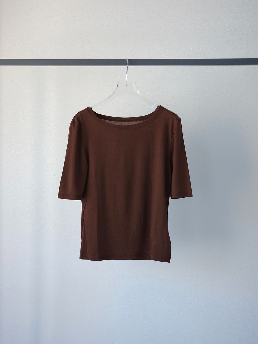 サムネイル： Boat neck tops