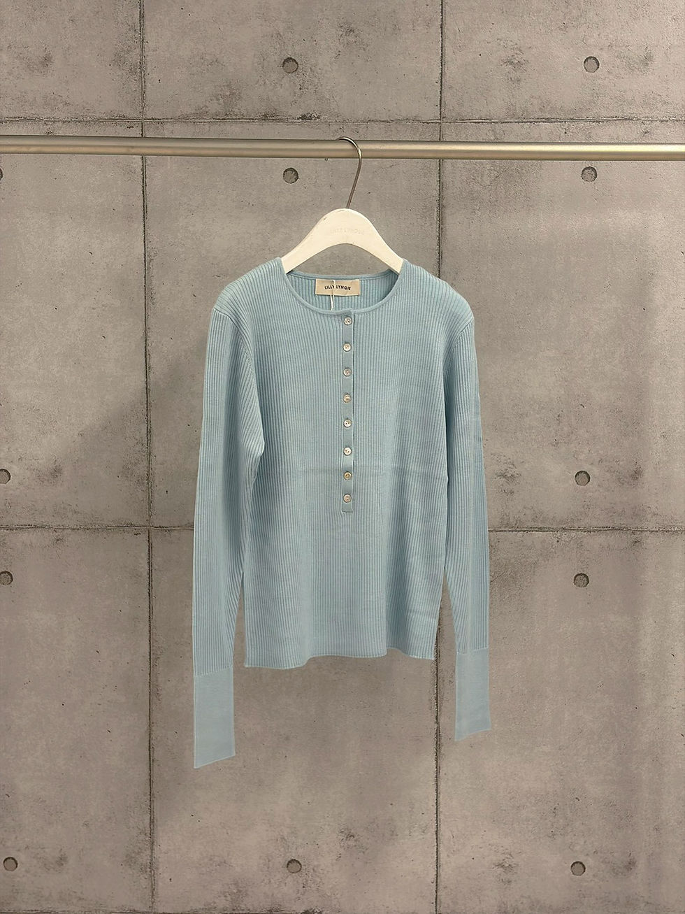 サムネイル： 【Lilly Lynque】Wool blend Henry neck  rib TOPS