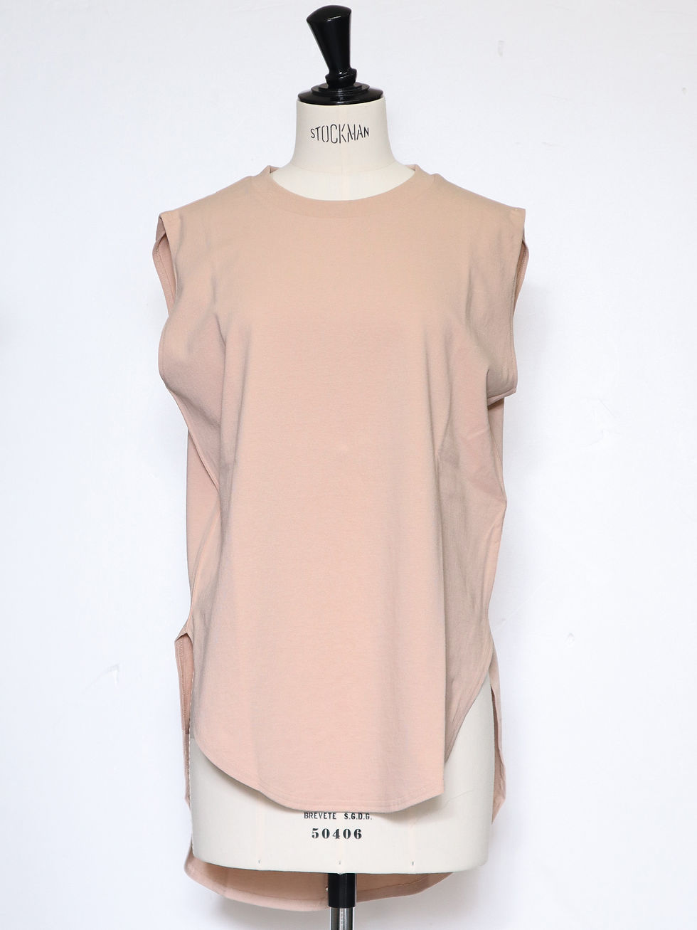 サムネイル： 6007010　"Suzy"  AIR  SPINNING  No sleeve  hem round Tops