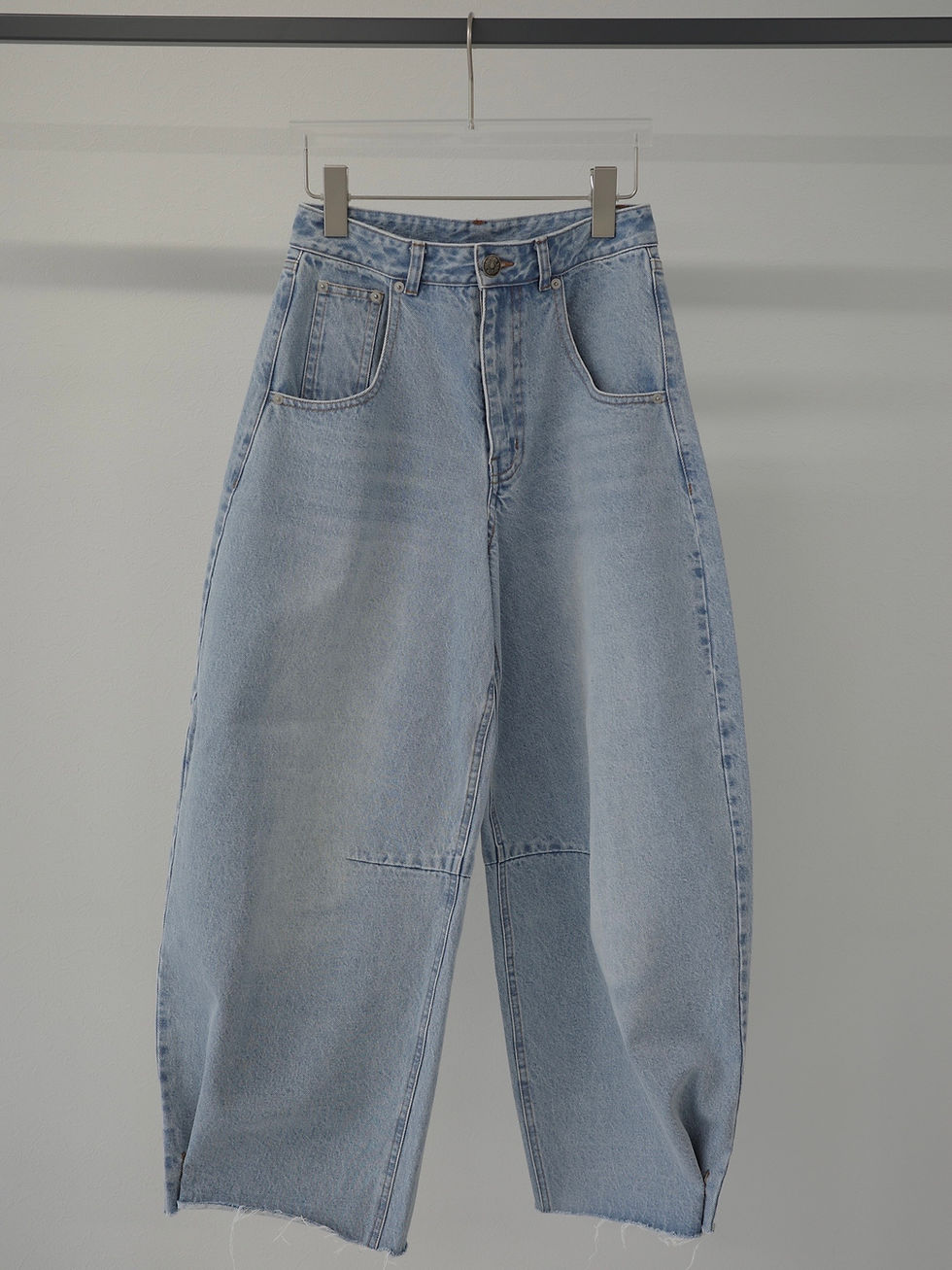 サムネイル： vaneum denim curve line