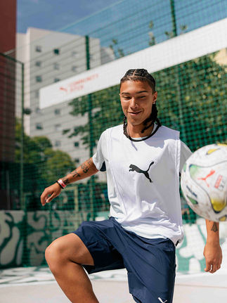 A PUMA renovou um campo de futebol em Benfica