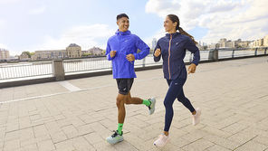 Sapatilhas leves e confortáveis para os fãs de corrida cortarem a meta em primeiro lugar!