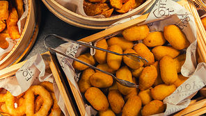 Mimar a mãe à mesa como ela merece: Conheça os melhores spots!