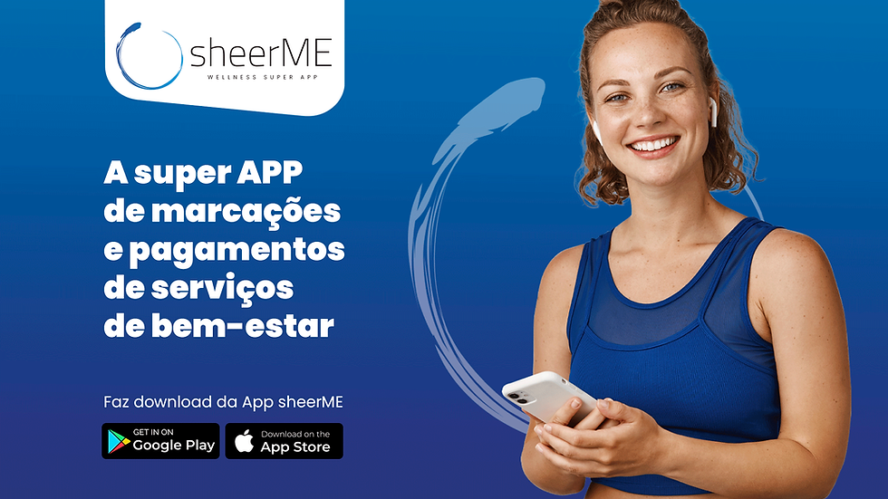 Mulher sorrindo com fones, fundo azul, segurando celular. Texto: A super APP de marcações e pagamentos de serviços de bem-estar.