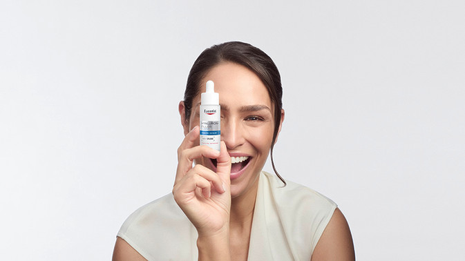 Eucerin Hyaluron-Filler + 3X Effect: lifting e firmeza concentrados