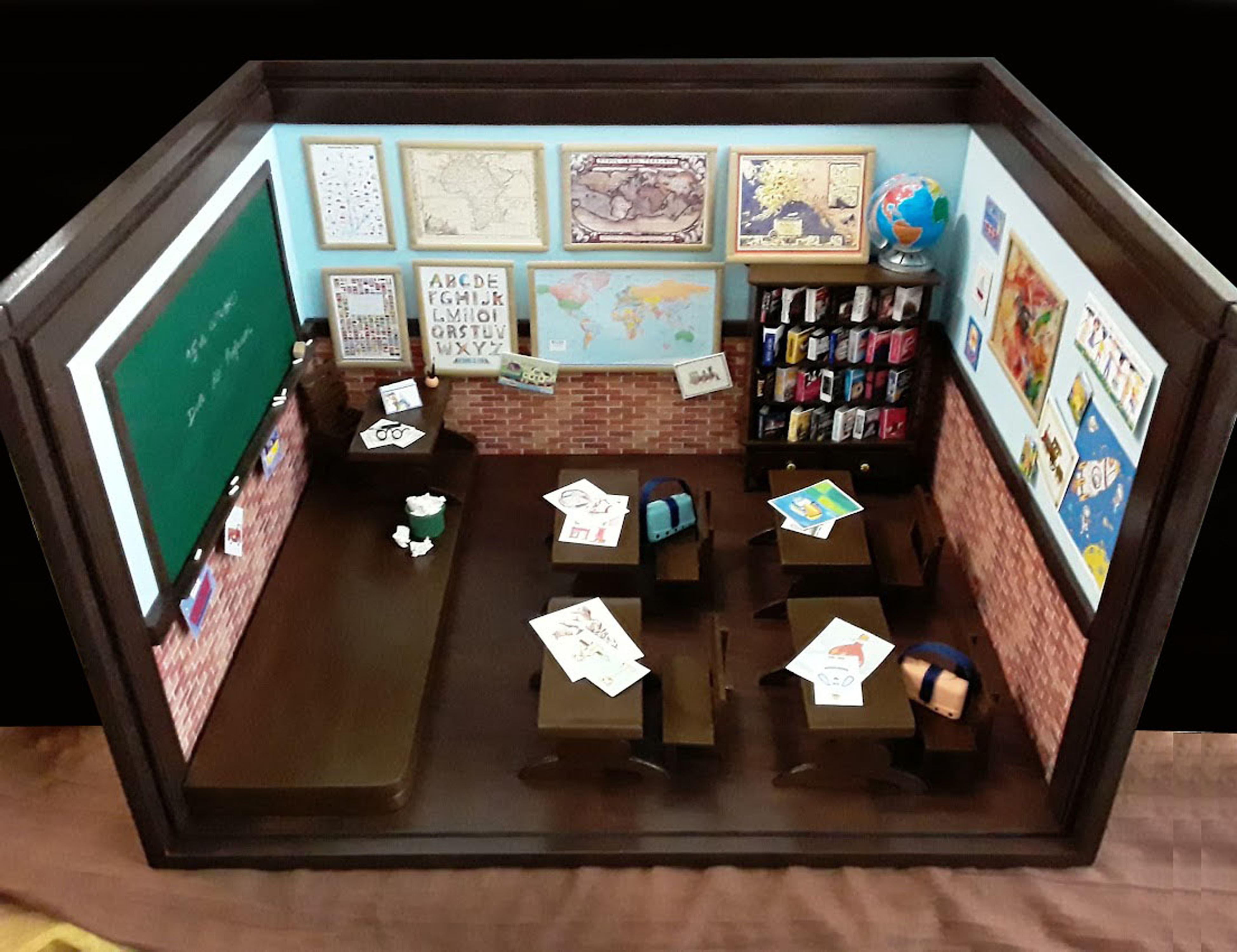 Roombox Miniatura ESCOLA 1