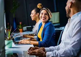 adult-business-computer-2422293-7ad8f068-1803h.webp