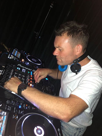 DJing.jpg