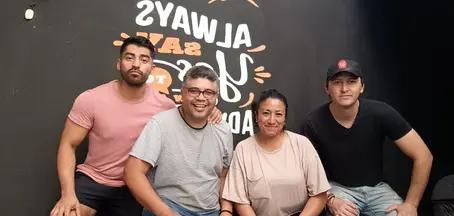 👩🏾‍💻 El Maravilloso Equipo de Tequila Sunrise Guatemala: Siempre Listo para Ayudar