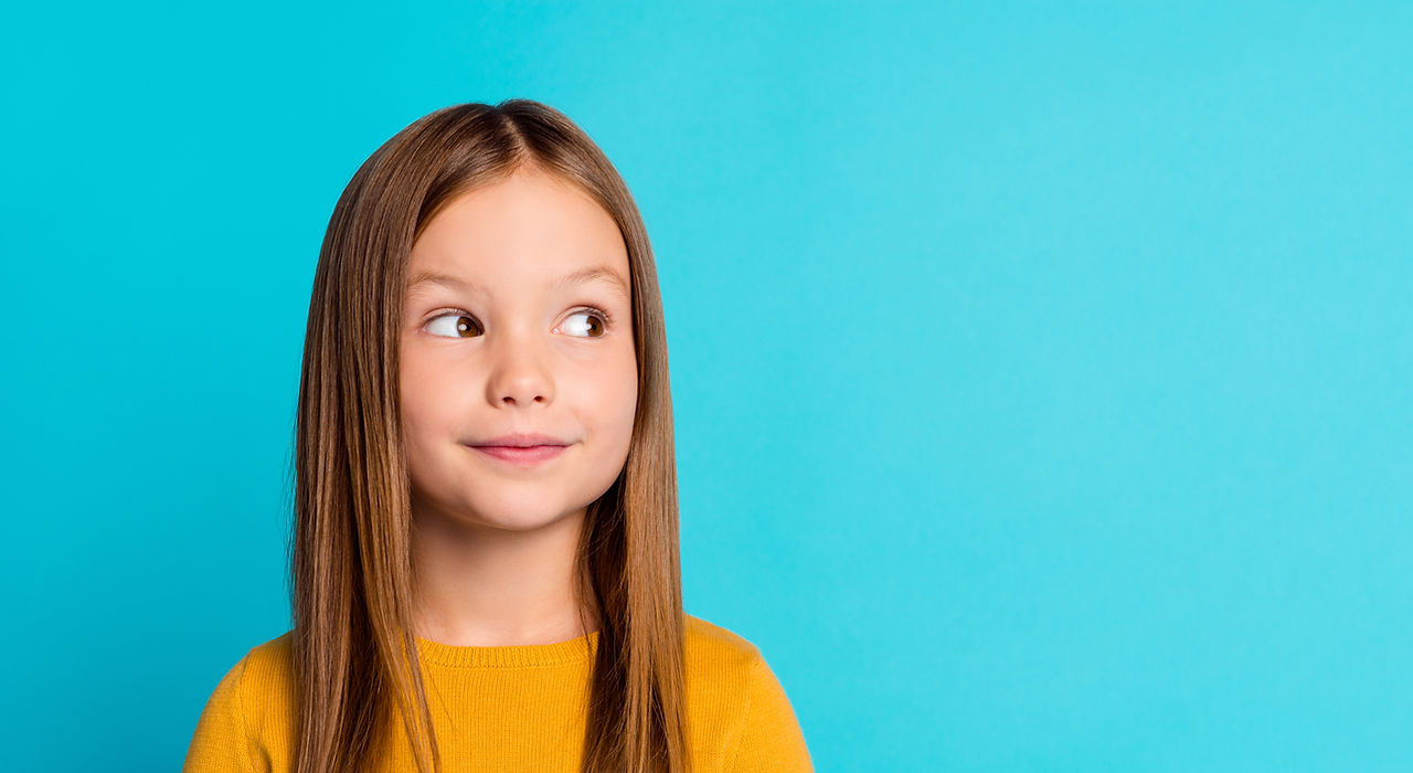 Close-up portrait of her she nice-looking lovely attractive curious creative cheery long-h