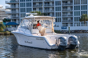 2005 Grady-White Express 330