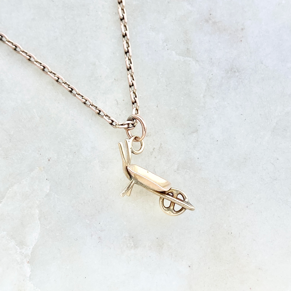 Thumbnail: Vintage 9ct gold wheelbarrow charm