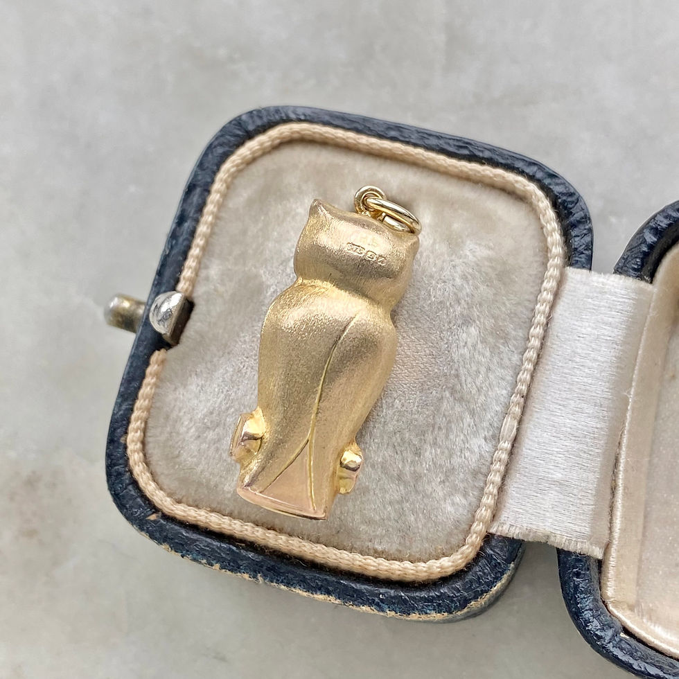 Thumbnail: Vintage 1975 9ct gold owl charm