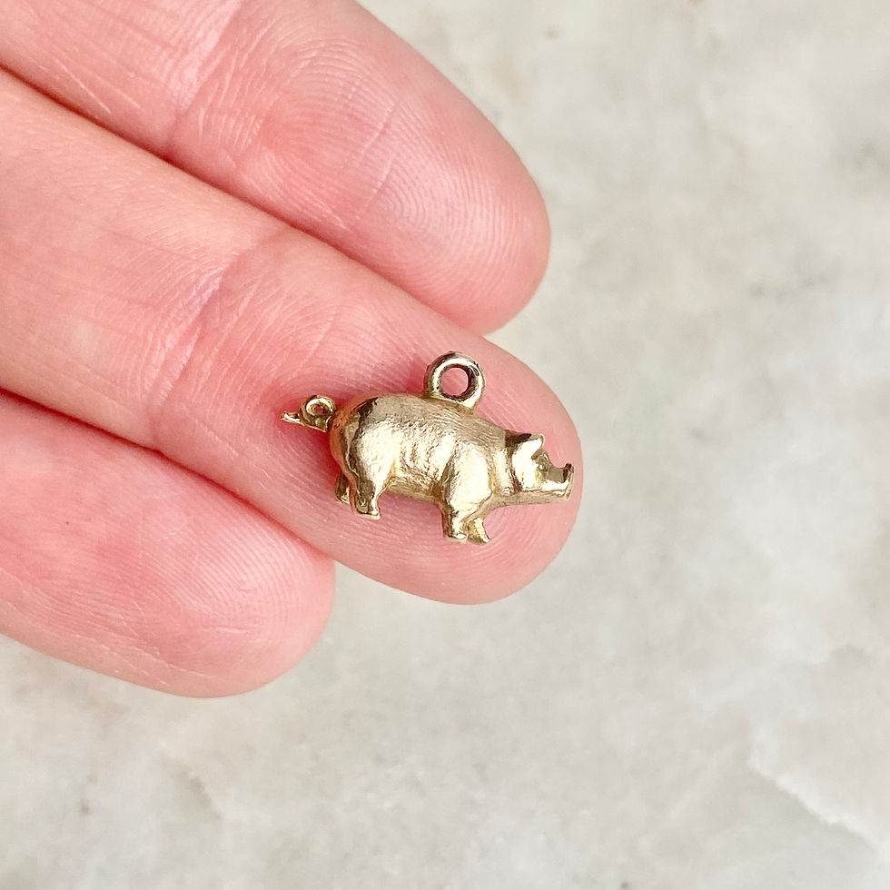 Thumbnail: RESERVED FOR L - 5 x vintage gold charms