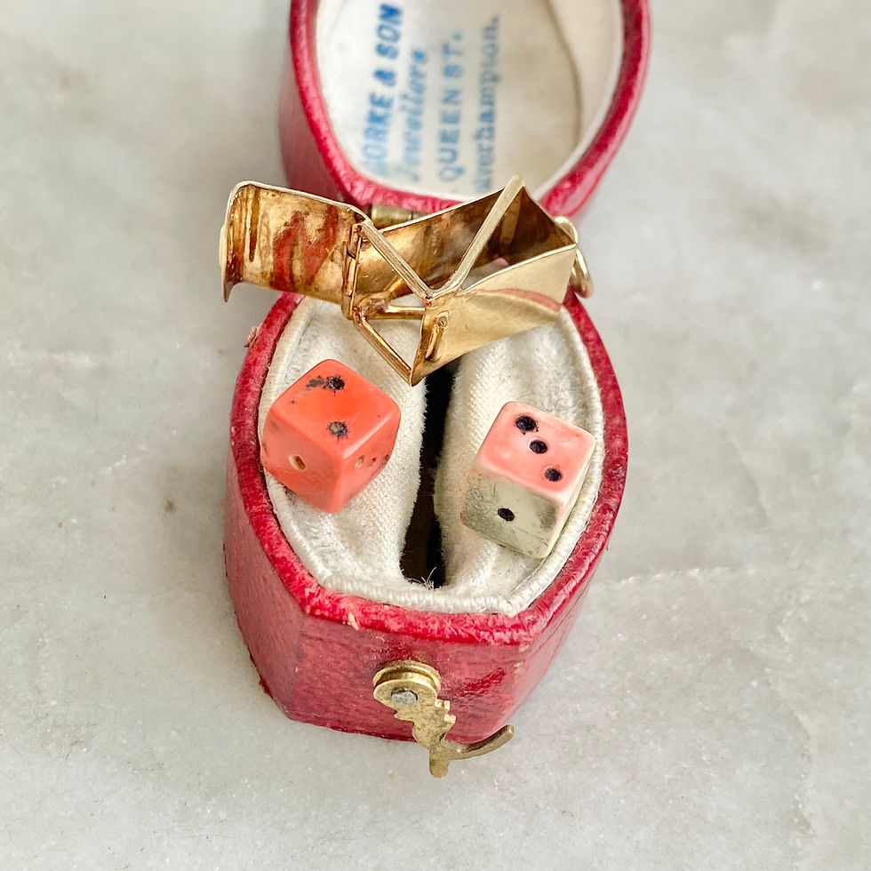 Thumbnail: Vintage 1965 9ct gold opening double dice charm