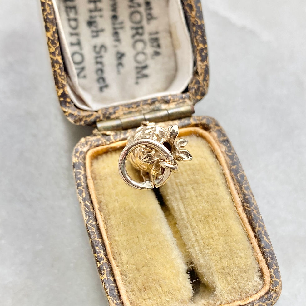 Thumbnail: Vintage gold opening pineapple cocktail charm