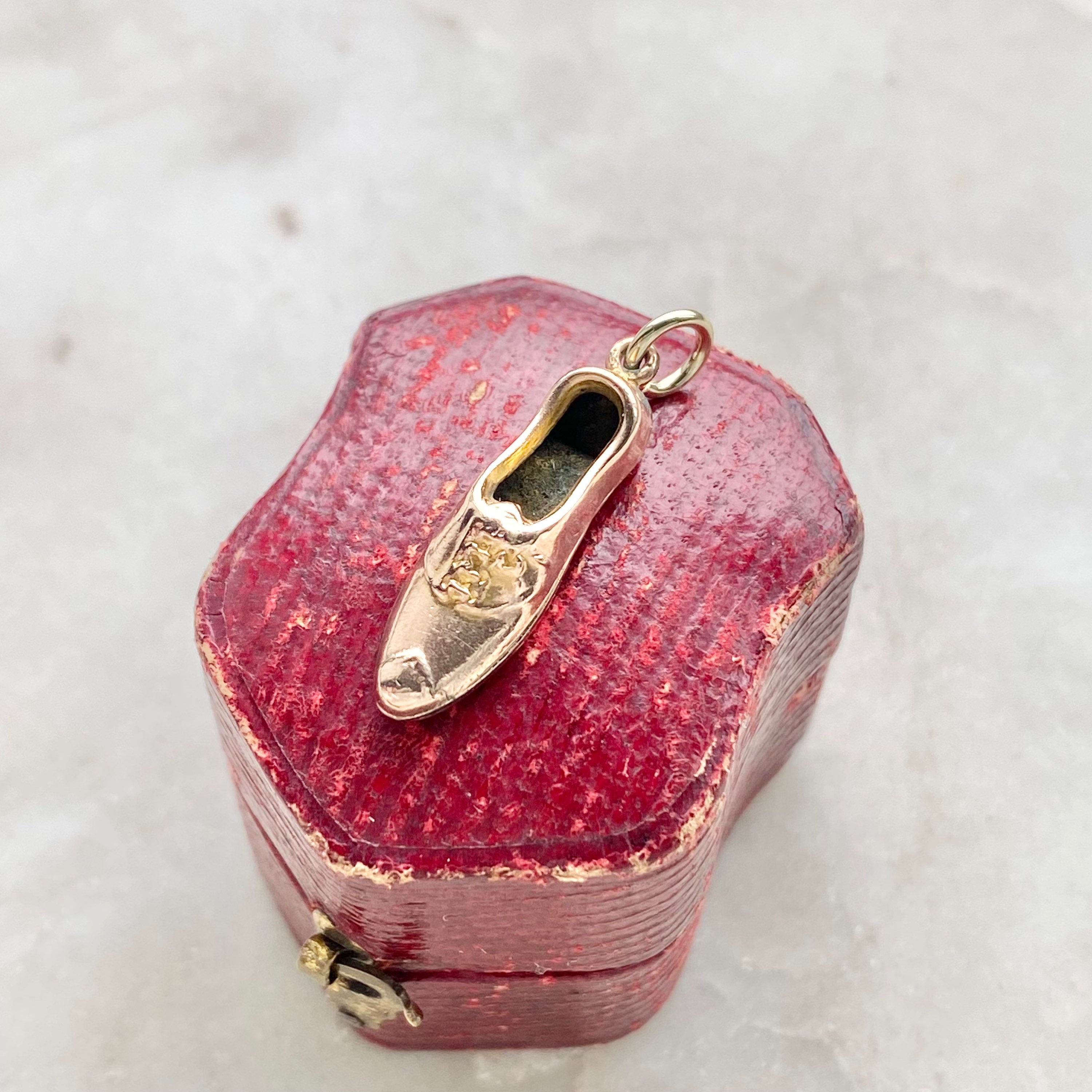 Vintage 1940s/50s 9ct gold shoe charm