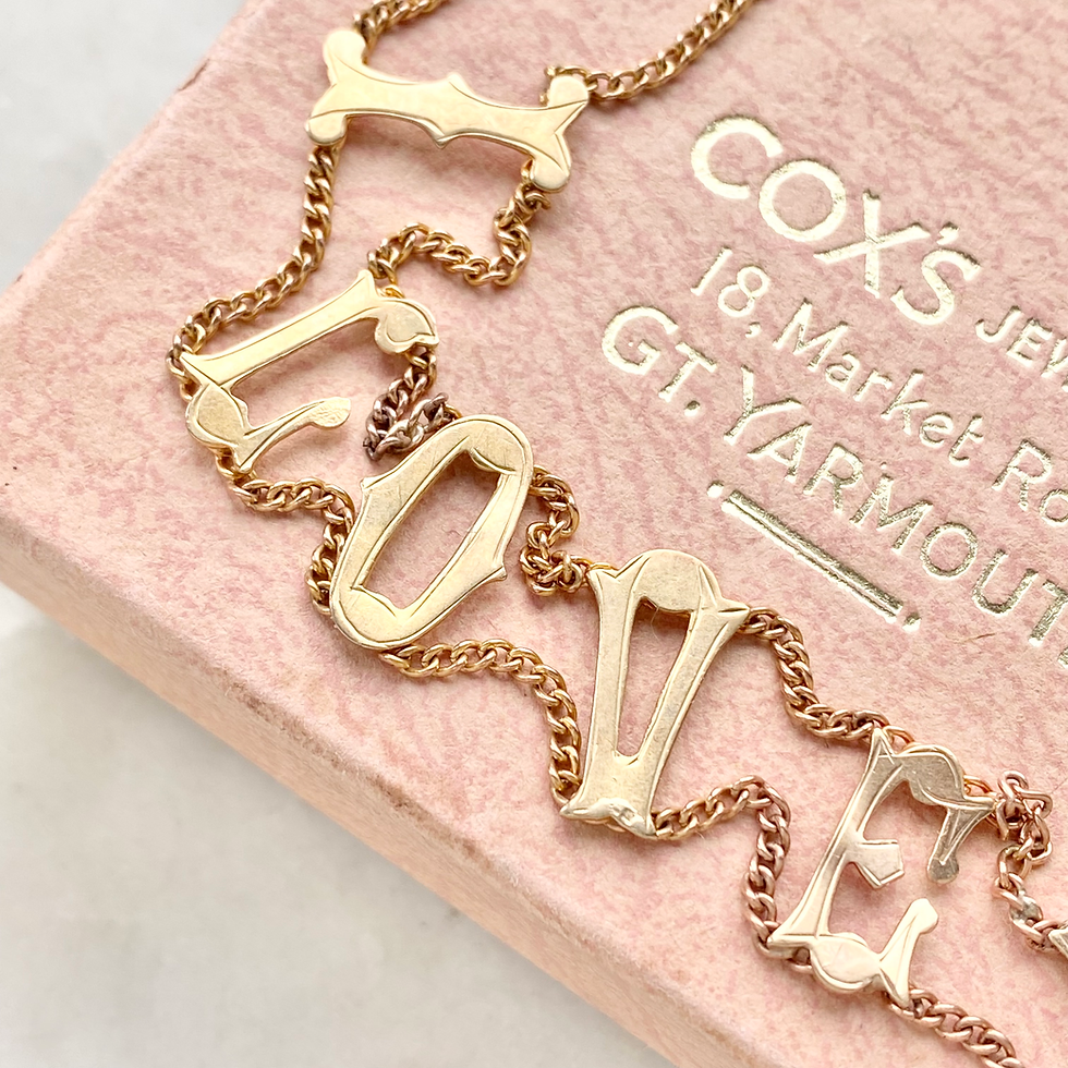 Thumbnail: Vintage 1966 9ct gold 'I LOVE YOU' bracelet