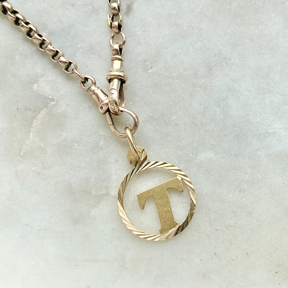 Thumbnail: Vintage 18ct gold circular 'T' initial charm
