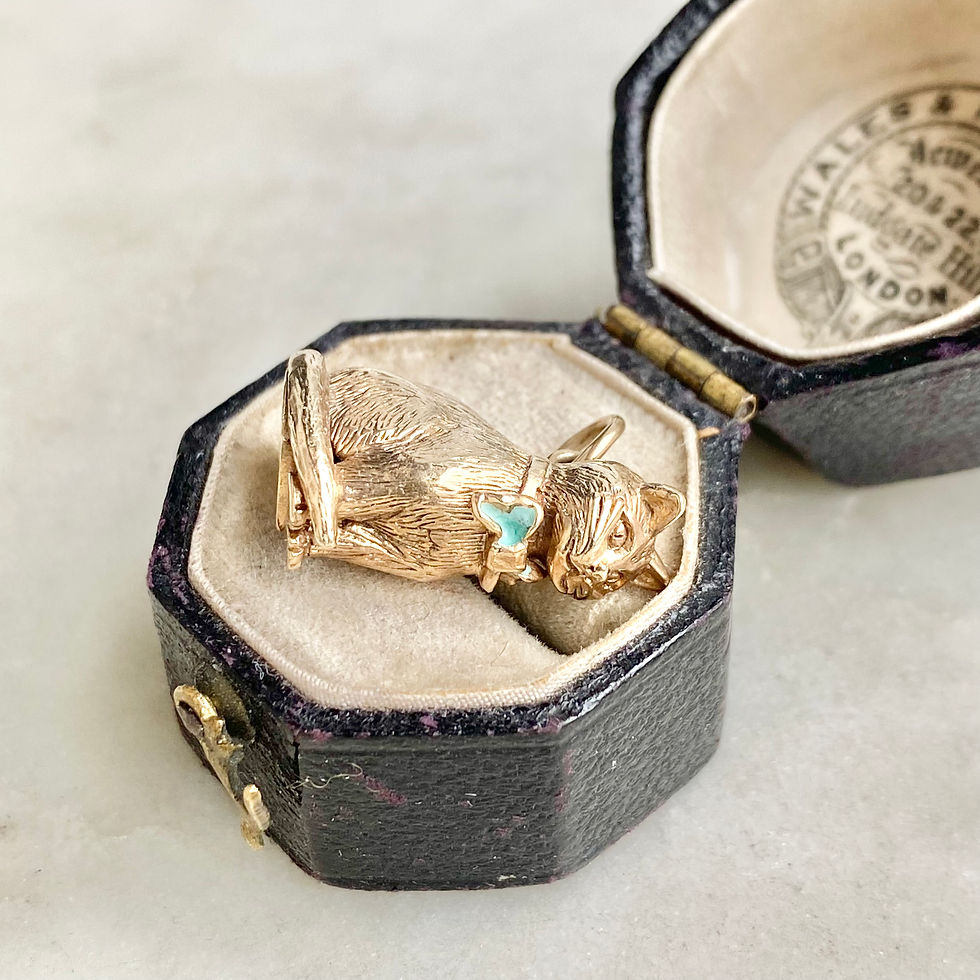 Thumbnail: Vintage solid 9ct gold and enamel bow sitting cat charm