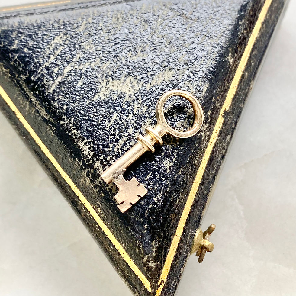 Thumbnail: Vintage gold key charm