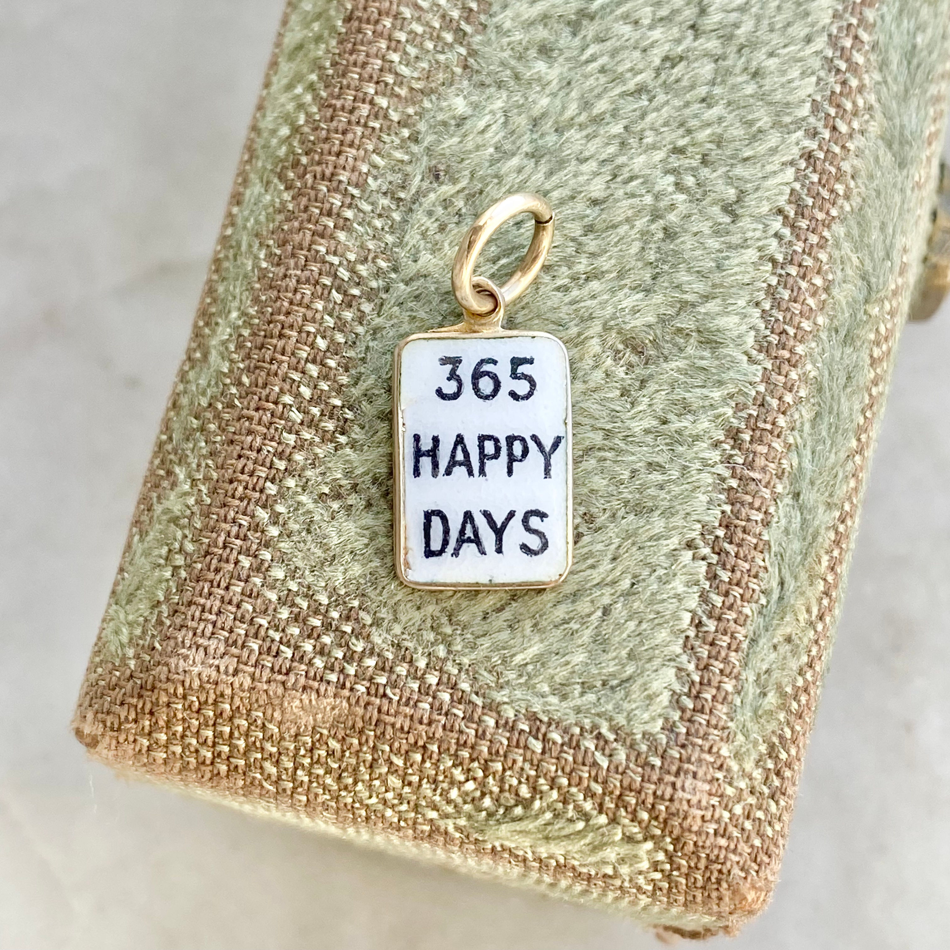 Vintage rare 9ct gold and enamel '365 HAPPY DAYS' charm