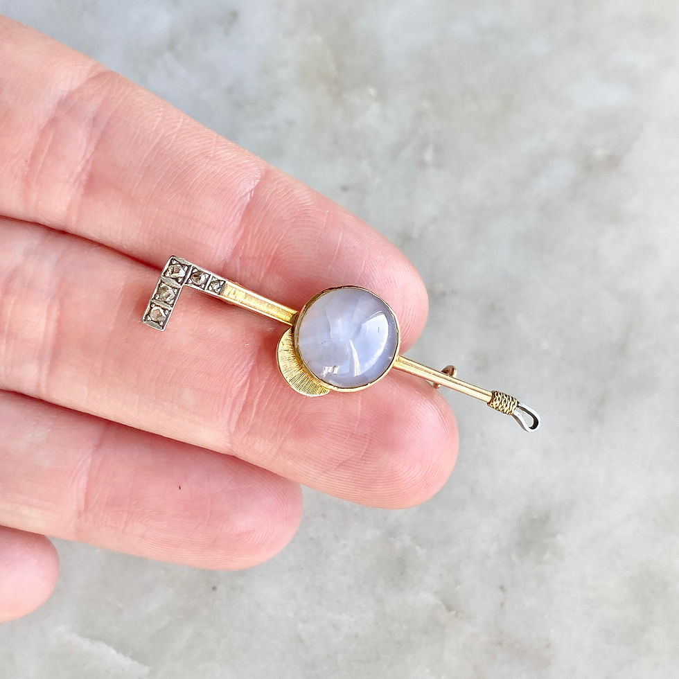 Thumbnail: Vintage diamond and star sapphire cap and riding crop brooch/pin